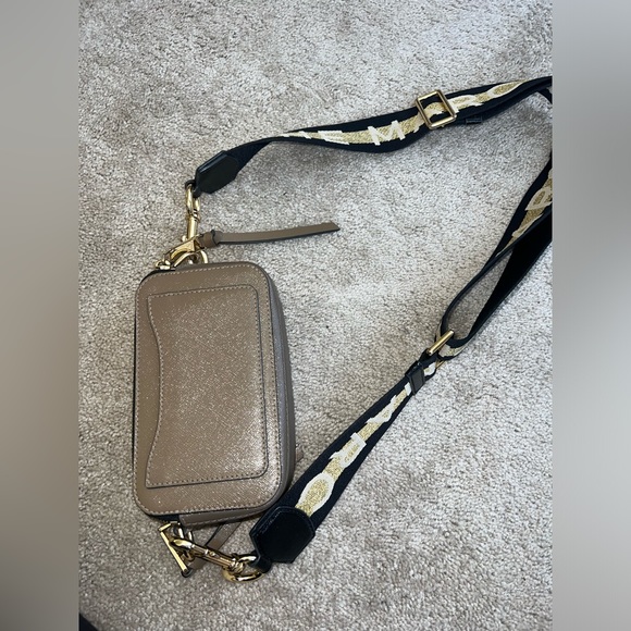 Marc Jacob’s Snapshot Purse - Picture 5 of 7